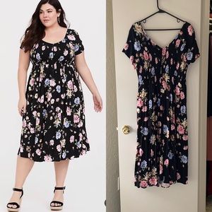 Torrid Black Floral Challis Midi Dress size 1
